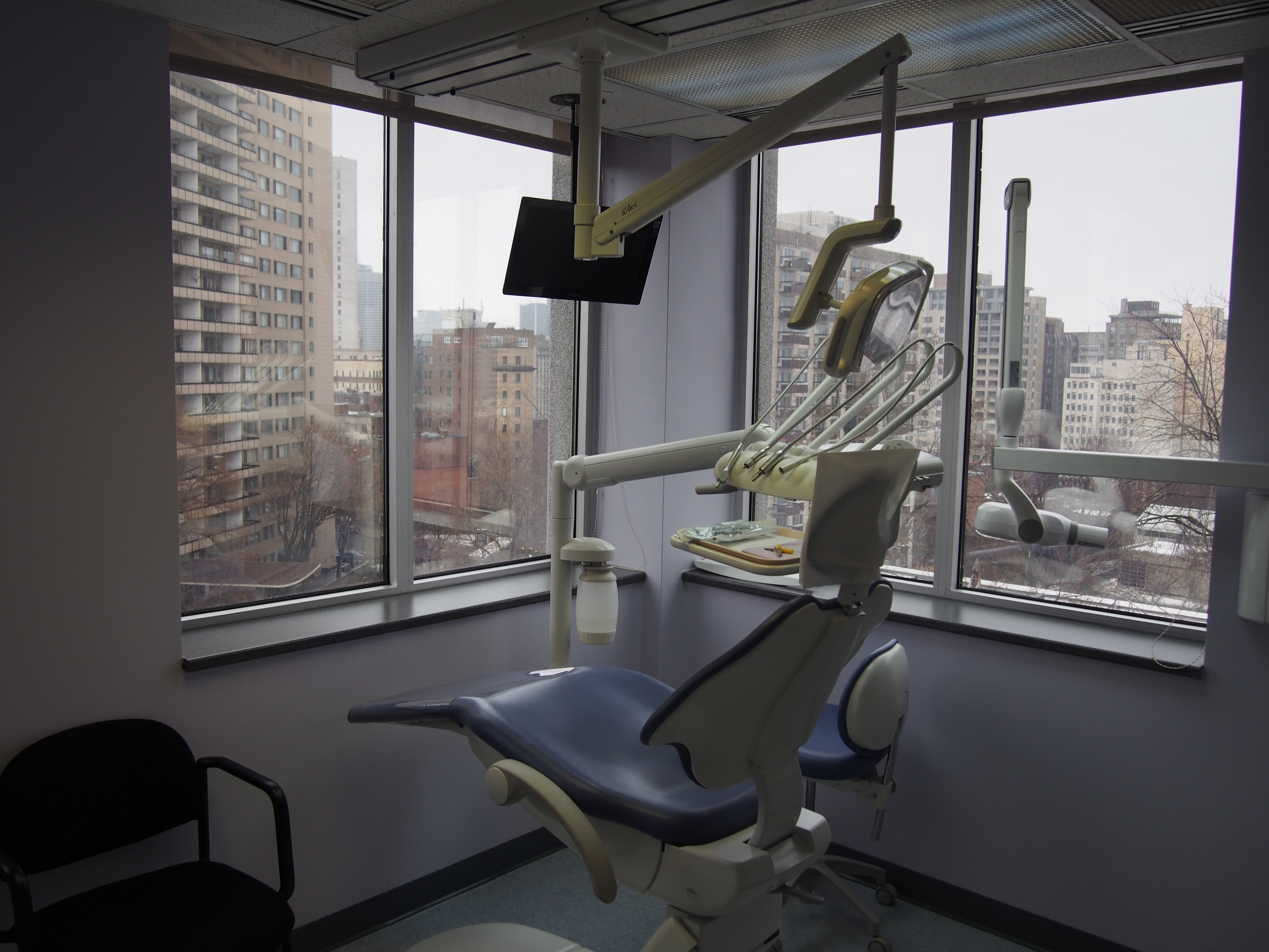 Associate Dentist - Downtown Montreal
